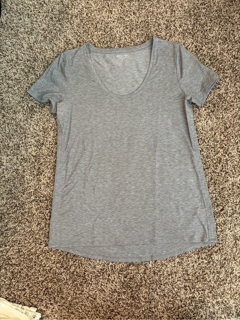 Athleta Scoop Neck Short Sleeve Tee in Heather Gray